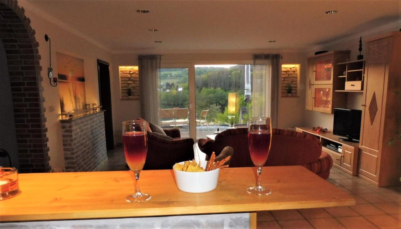 Exklusive Ferienwohnung 'Agger-Blick' Mit Grosser Seeblick-Terrasse & Sauna Gummersbach Zewnętrze zdjęcie